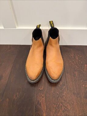 Dr. Martens Women’s Tan Chelsea Slip-On Boots